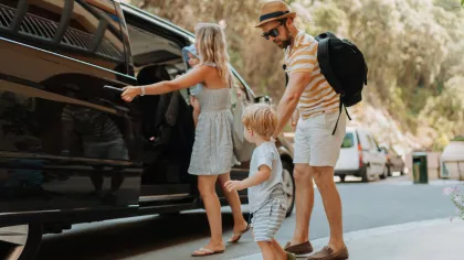 A family booking an A1mktaxis cab in Milton Keynes